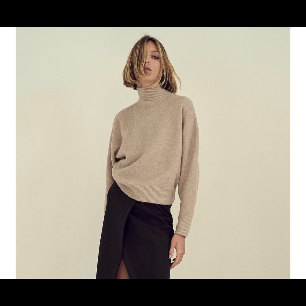 COPY - Zara XL mock soft neck sweater